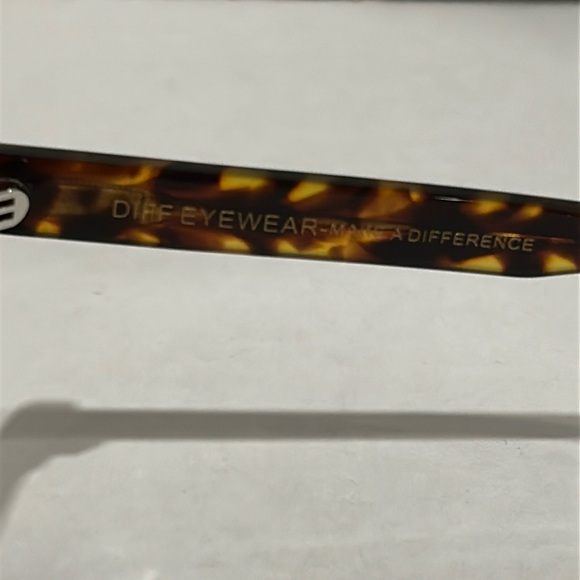 DIFF Carson Designer Square Sunglasses Women UV400 Polarized Protection, 2023 F. - Picture 12 of 16